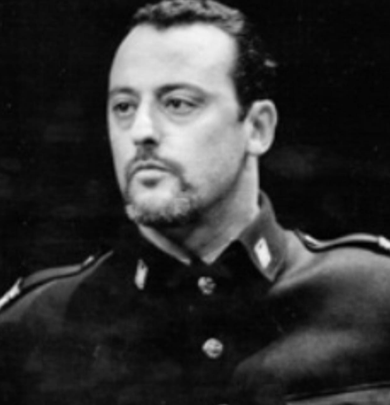 Jean Reno Jeune : Retour sur les débuts de l’acteur franco-espagnol, de ...